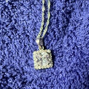 Elegant Silver Pendant Necklace